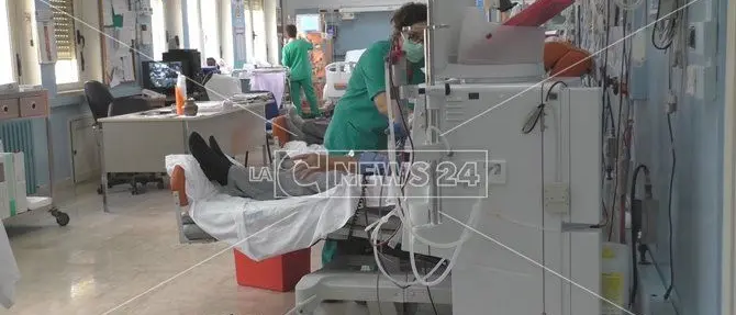 Pazienti in fuga dalla Locride, i viaggi della speranza in Calabria - VIDEO