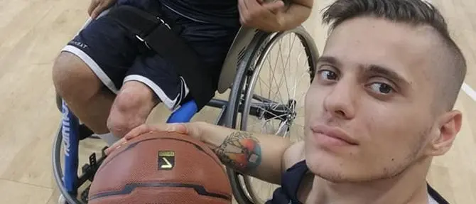 A Milano è un campione, in Calabria non può neppure usare il bancomat