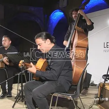Applausi a Montalto per il Gipsy Jazz Trio - VIDEO