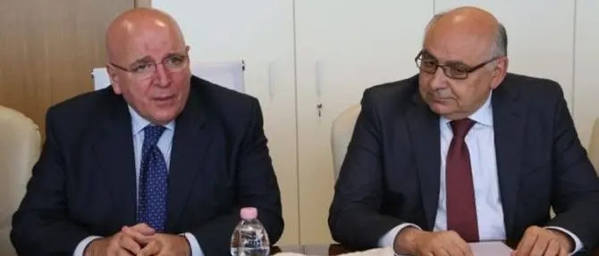 Oliverio e Monsignor Oliva in visita al cantiere per raggiungere Polsi