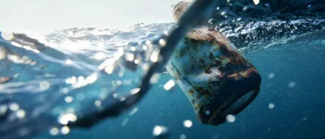 Goletta verde lancia l’allarme: «Mare troppo inquinato»