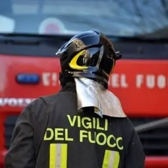 Intimidazione ad azienda del Vibonese, in fiamme due mezzi