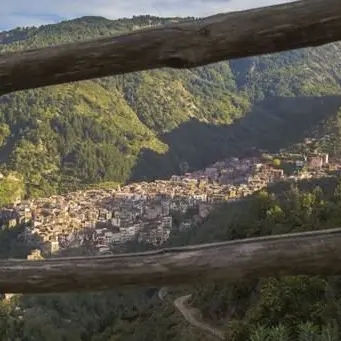 Ferragosto nel Cosentino: melanzane e movida al suono della Remurata