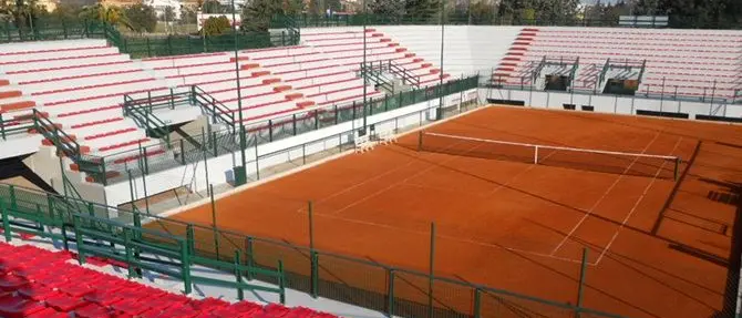 «Nessuno tocchi il Tennis Club Rende»
