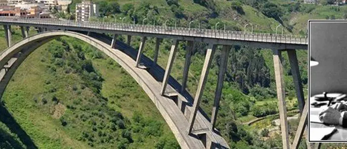 Ponti di Genova e Catanzaro, lo stesso Morandi metteva in guardia: «Occhio alle crepe»