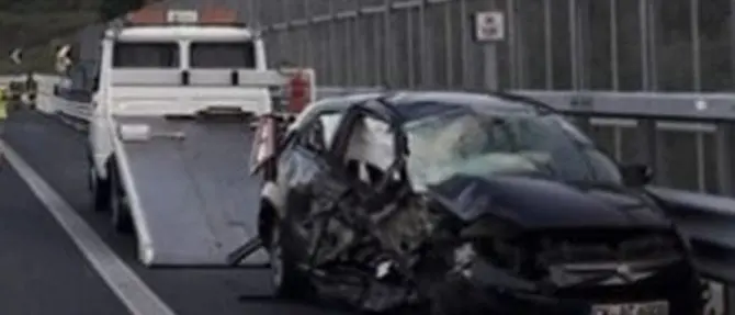 Tedesco contromano in autostrada: muore un calabrese padre di 4 figli