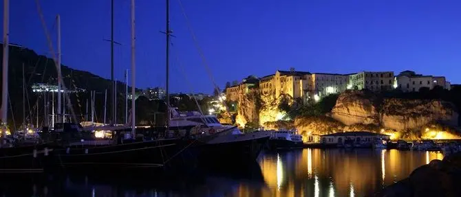 Count down per Teatro d'Amare, la rassegna teatrale estiva a Tropea