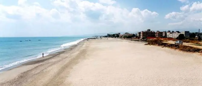 Siderno, turista 40enne morto mentre faceva surf