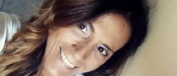 Picchia e uccide una donna, fermato il vicino di casa