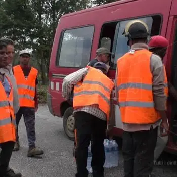 Lamezia e i migranti che fanno bella la città anche con 30 gradi all'ombra