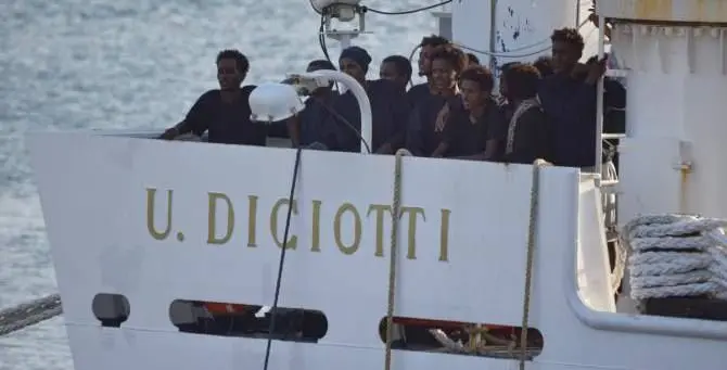 I migranti della nave Diciotti arriveranno anche in Calabria