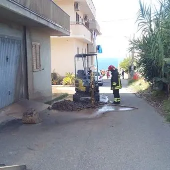 Paura a Briatico, sgomberate 60 persone per una fuga di gas