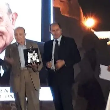 Il premio “La Porta d’Argento” a Francesco Samengo