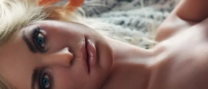 “Tu mi fai girar come fossi una bambola”... a Torino sesso sì, ma senza donne