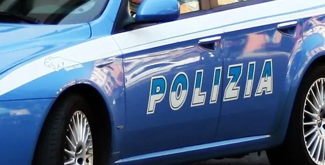 Furto in appartamento a Catanzaro, colpo sventato dal vicino di casa