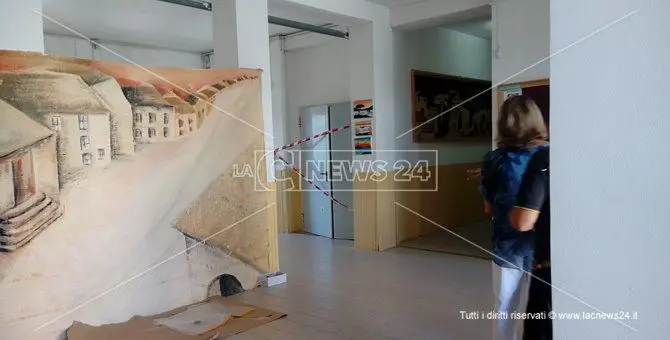 Catanzaro, scuole a rischio: chiusa l'ala di una scuola