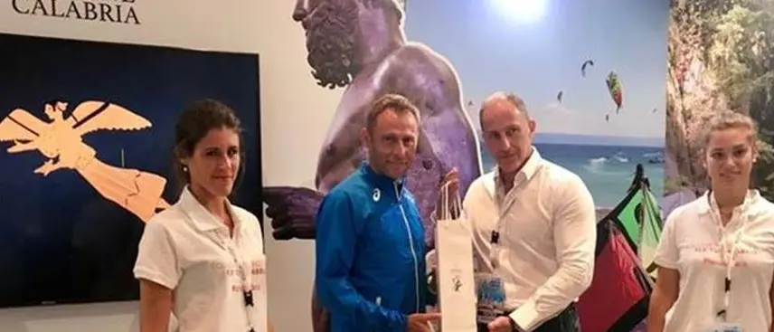 Turismo e affidamenti diretti, esposto del M55: «Oliverio deve giustificare un milione di euro»