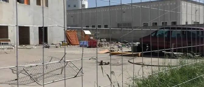 Tracce di sopravvivenza nel ghetto dei nuovi schiavi sgomberato