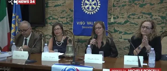 Vibo, il Rotary Club promuove la cultura attraverso la guida archeologica di Mollo