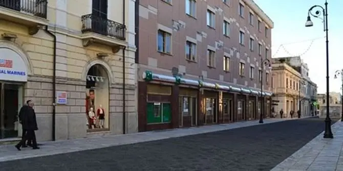 Allarme bomba in pieno centro a Reggio Calabria