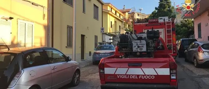Incendio nel centro abitato di Catanzaro: denunciato presunto piromane