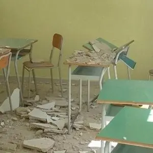 Scuole, Iacucci shock: «Dovremmo chiuderle quasi tutte»