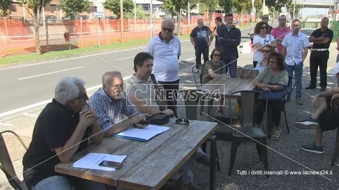 Cosenza, i No Metro sul piede di guerra: «Manca il progetto esecutivo»