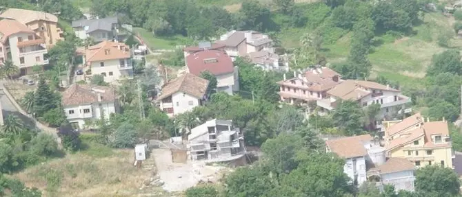 Vibo, abusivismo in area a rischio idrogeologico: 13 a processo