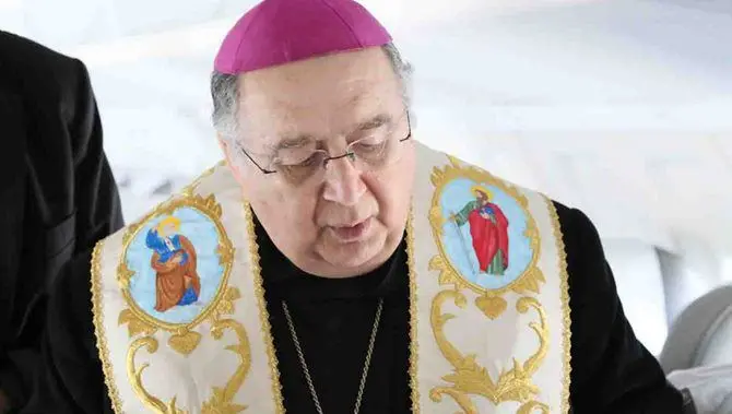 Sanità, il vescovo di Reggio scrive al ministro: «In Calabria è dramma»