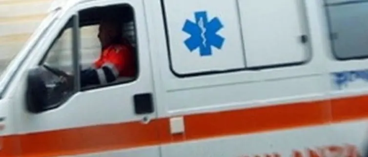 Catanzaro, incidente su viale De Filippis: due feriti