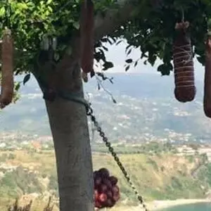 Calabria, un paradiso senza angeli. Quando il turista è solo una scocciatura