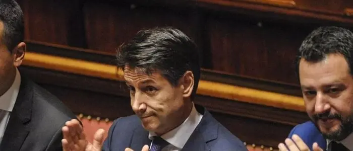 Cento di questi giorni, italiani innamorati del governo nonostante il magro bottino