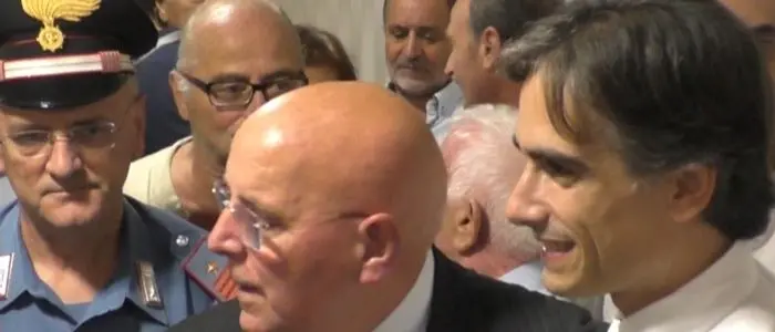 Oliverio ricandida Oliverio e ringrazia. A Lamezia tutto come scritto sul suo copione