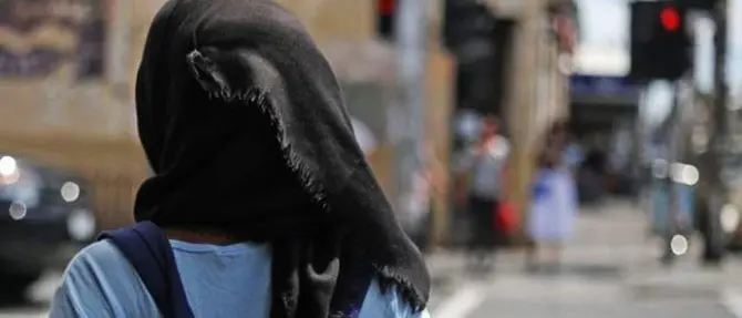 Portata in Pakistan con l’inganno: «La scuola mi aiuti»