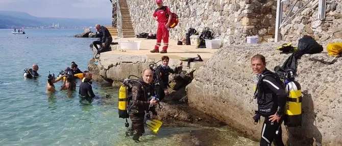 Pulire gli oceani? Si può cominciare anche dalla Calabria: la campagna dei sub