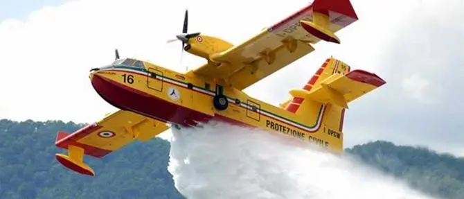 Incendi a Scalea e Guardia Piemontese, chiusi due tratti di statale