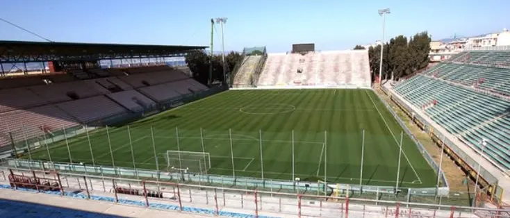 Reggina, lavori in corso al Granillo: impianto inutilizzabile per la partita di sabato