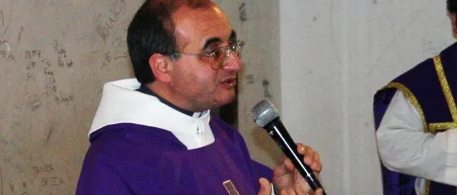 Stroncato da infarto, muore il parroco di Rombiolo