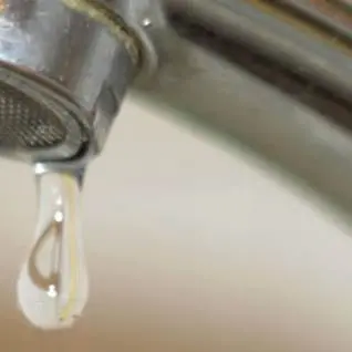 Catanzaro, presenza di ferro superiore alla norma nell'acqua