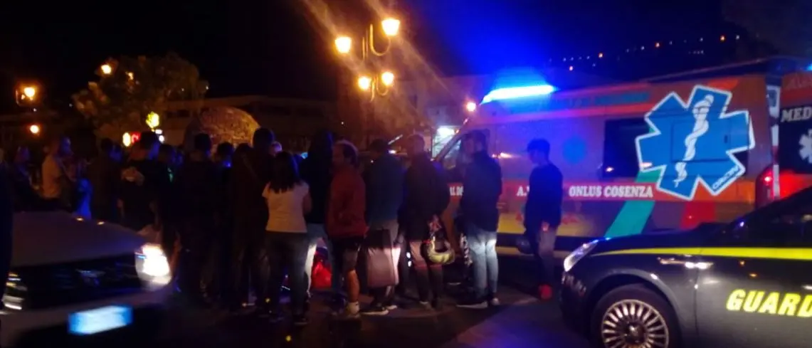 Centauro a terra dopo incidente, l'ambulanza arriva dopo più di mezz'ora