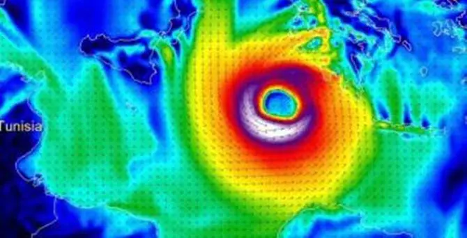 Arriva Medicane, il ciclone mediterraneo: venti e burrasche in Calabria e Sicilia
