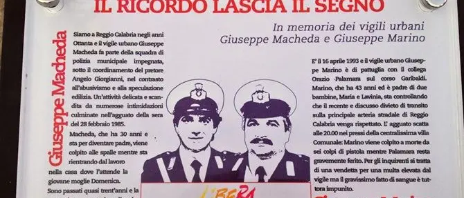 Reggio, divelta la targa in memoria degli agenti uccisi