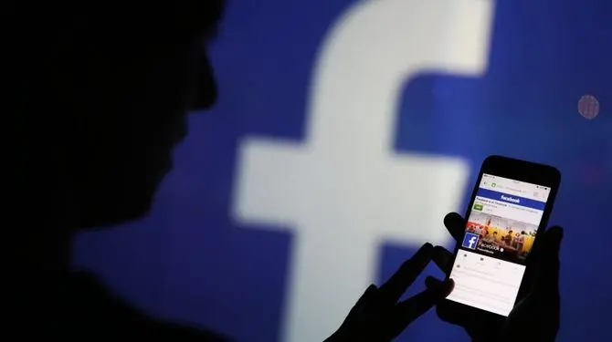 Violati oltre 50 milioni di account Facebook. La società: «Provvedimenti immediati»