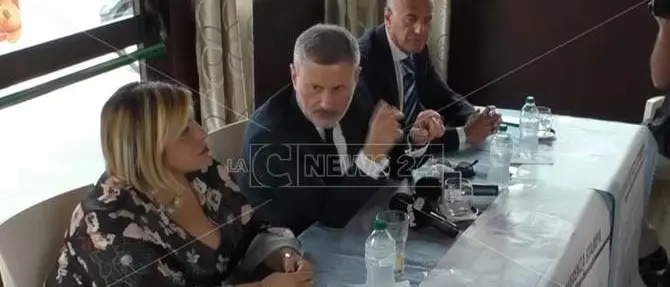 San Ferdinando, Alemanno spara a zero su immigrazione e centrosinistra