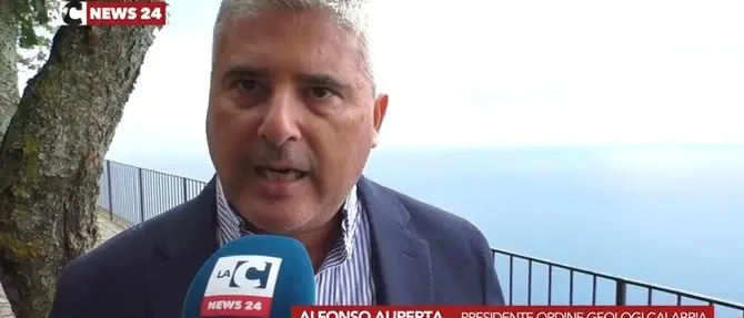 Terremoto, l’esperto: «I cittadini devono sapere come comportarsi in caso di sisma»