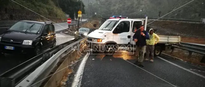 Catanzaro, incidente su viale De Filippis: disagi alla circolazione