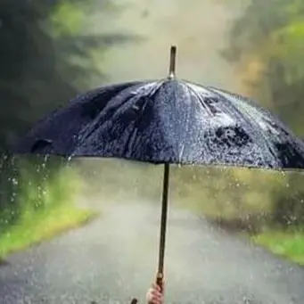 Allerta meteo, scuole chiuse anche nel Crotonese