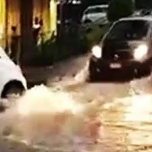 Il maltempo flagella la Calabria. Temporali, allagamenti e voli cancellati