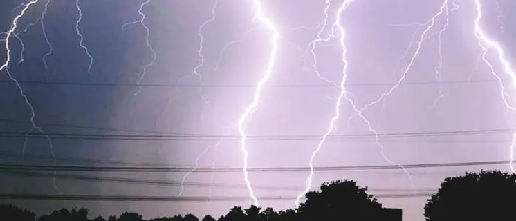 Allerta meteo, esondazioni e smottamenti nel Catanzarese