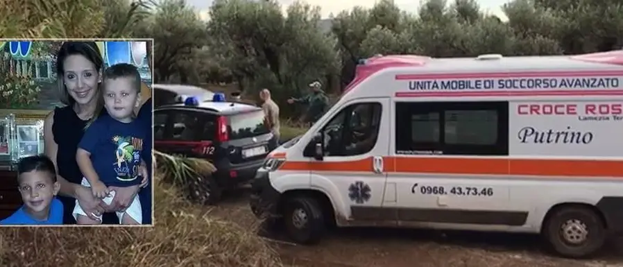 Il maltempo fa strage a Lamezia, travolti dal fiume: morti una mamma e il suo bambino